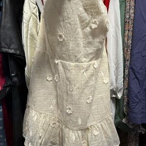 Storia Ivory Ruffled Dress